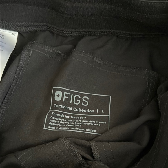 Figs Scrub Set - Picture 3 of 3